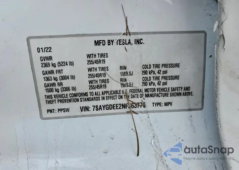 2022 Tesla Model Y z USA, uszkodzony, nr VIN 7SAYGDEE2NF363776